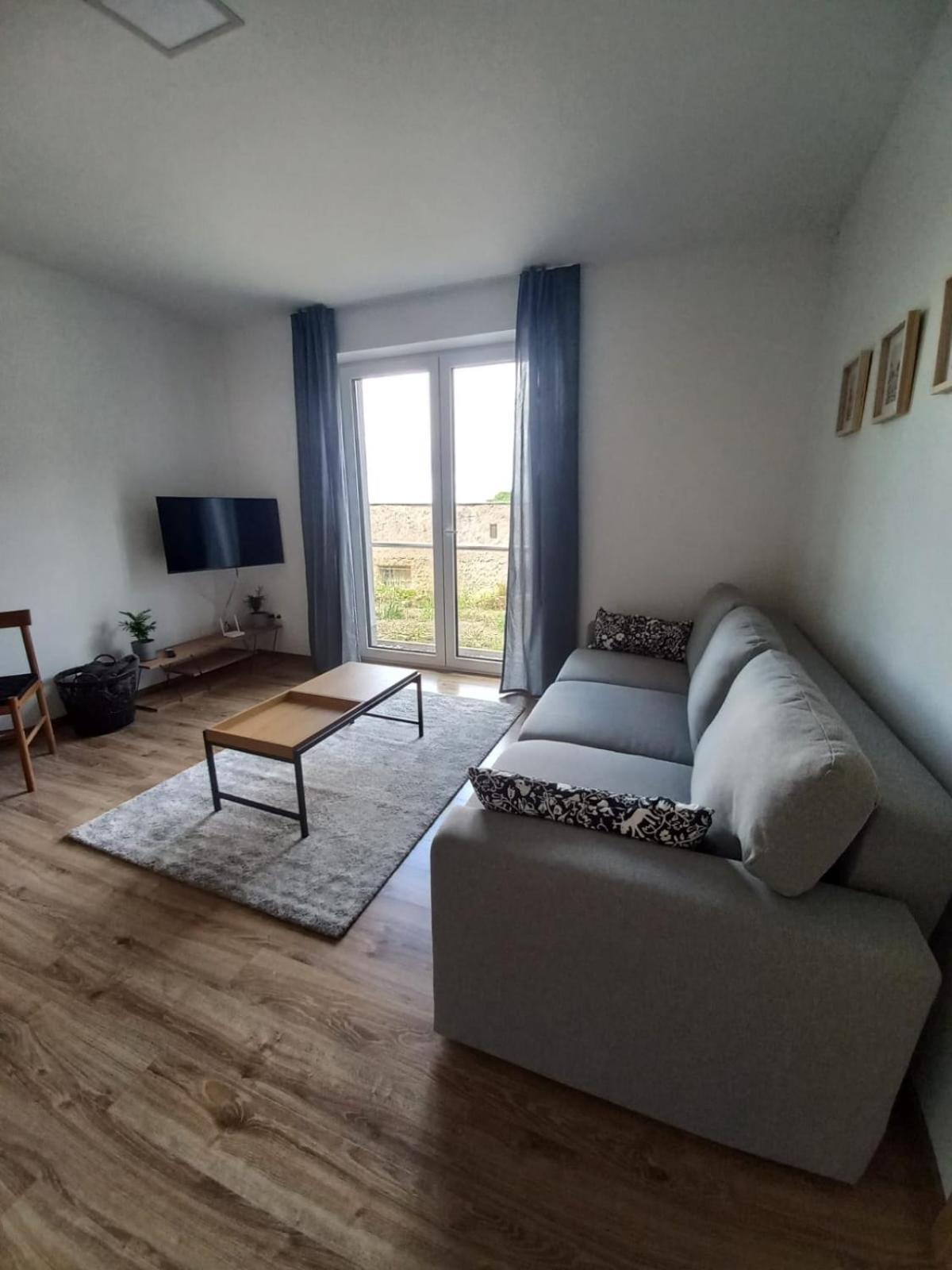 Apartman Violetta Nove Mesto nad Metuji Exterior foto
